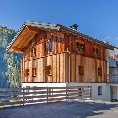 Apartmán Rustic Farm In Tyrol With Mountain Views, Cleaning Included