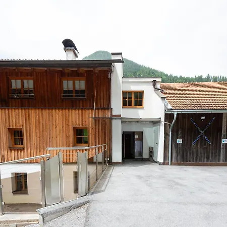 Apartmán Rustic Farm In Tyrol With Mountain Views, Cleaning Included Tobadill