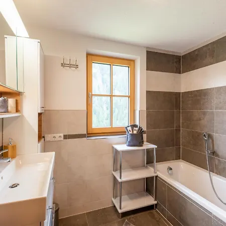 Rustic Farm In Tyrol With Mountain Views, Cleaning Included Apartman