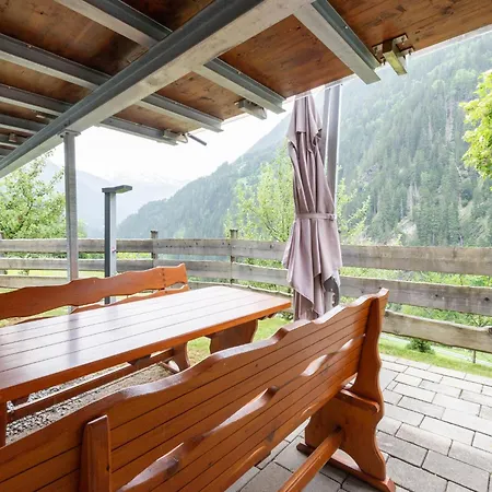 Rustic Farm In Tyrol With Mountain Views, Cleaning Included * トバーディル