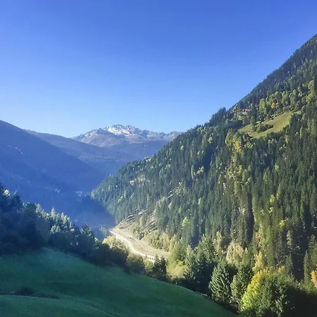 Rustic Farm In Tyrol With Mountain Views, Cleaning Included アパート