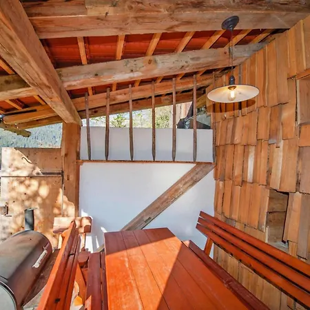 Apartman Rustic Farm In Tyrol With Mountain Views, Cleaning Included